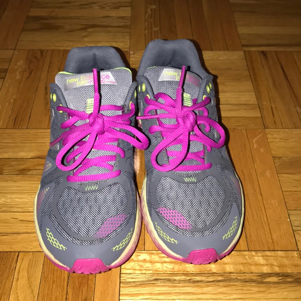 New balance shoes